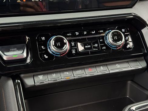 New 2026 GMC Sierra 2500 AT4 w/ AT4 Premium Plus Package image 16