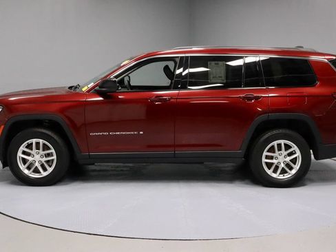 Used 2023 Jeep Grand Cherokee L Laredo w/ Luxury Tech Group I AWD/4WD image 8