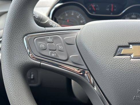 Used 2018 Chevrolet Cruze LT w/ Convenience Package FWD image 10