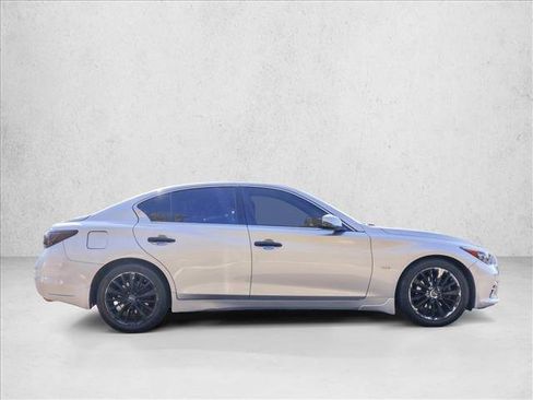 Used 2017 INFINITI Q50 3.0t Premium image 4