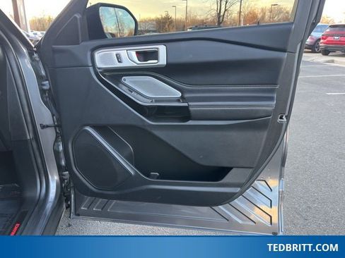 Used 2022 Ford Explorer ST w/ Equipment Group 401A image 24