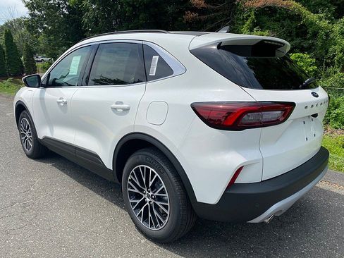 New 2025 Ford Escape SE FWD image 13