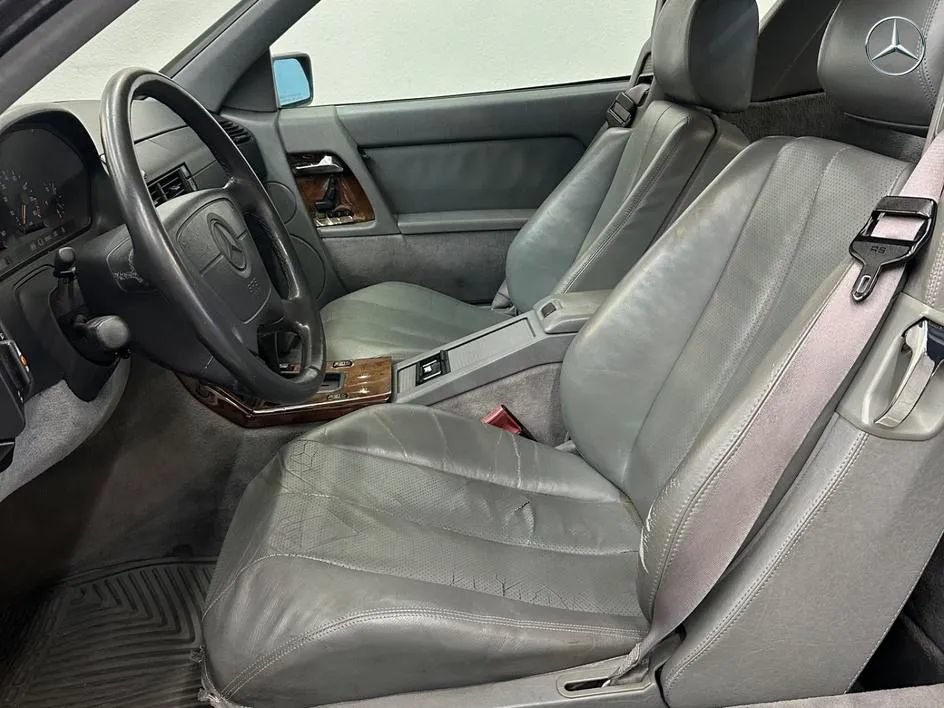Used 1993 Mercedes-Benz 300 SL image 14