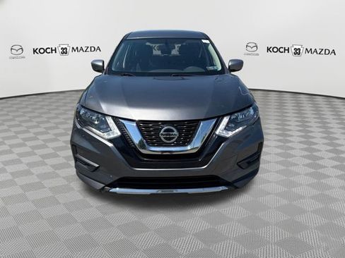 Used 2018 Nissan Rogue S AWD/4WD image 2