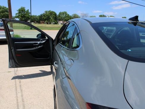 Used 2021 Hyundai Sonata SE FWD image 9
