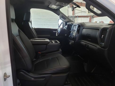 Used 2021 Chevrolet Silverado 2500 W/T w/ WT Convenience Package AWD/4WD image 18
