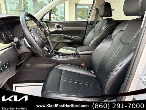 Certified 2023 Kia Sorento EX AWD/4WD image 29