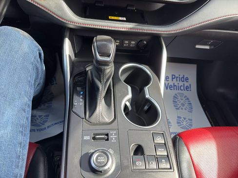 Used 2023 Toyota Highlander XSE image 16