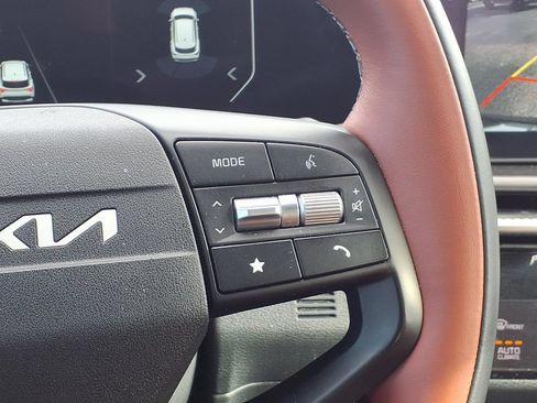 Certified 2026 Kia Sportage SX FWD image 15