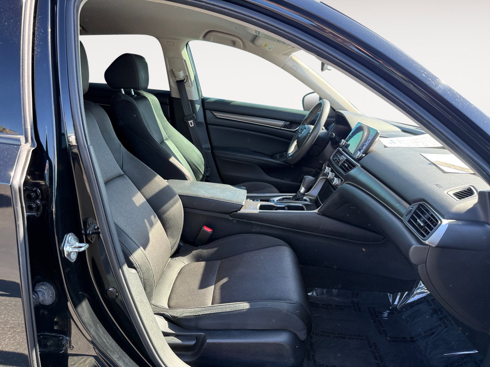 Used 2018 Honda Accord LX image 19
