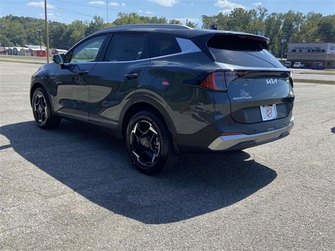 New 2026 Kia Sportage EX image 4