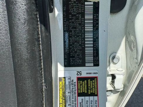 Used 2021 Toyota Camry SE FWD image 28