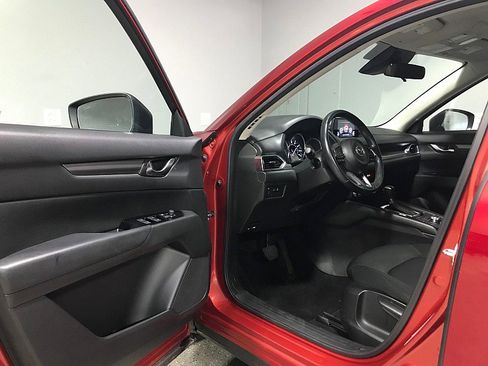 Used 2020 MAZDA CX-5 Sport FWD image 9