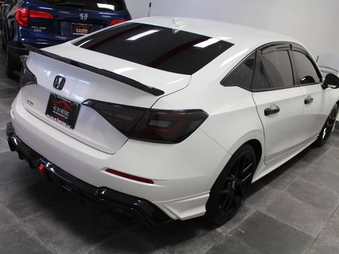 Used 2023 Honda Civic Sport image 6