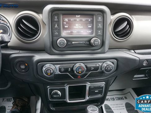 Used 2018 Jeep Wrangler Sport AWD/4WD image 26