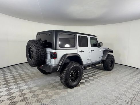 Used 2024 Jeep Wrangler Unlimited Rubicon 4xe w/ Technology Group AWD/4WD image 7