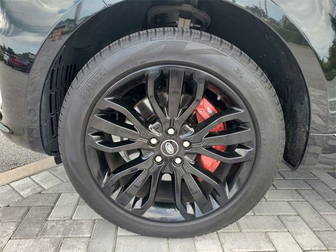 Used 2022 Land Rover Range Rover Sport HSE Silver Edition image 13