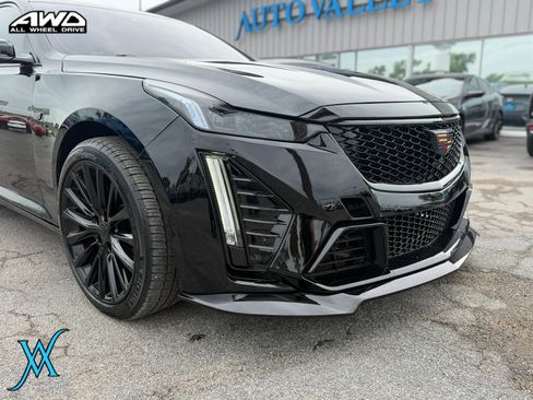 Used 2021 Cadillac CT5 Premium Luxury w/ Climate Package AWD/4WD image 10