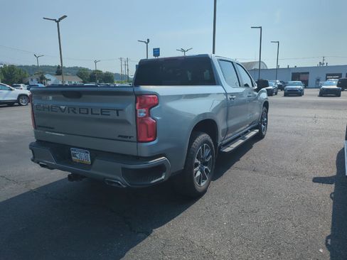 Used 2025 Chevrolet Silverado 1500 RST AWD/4WD image 7