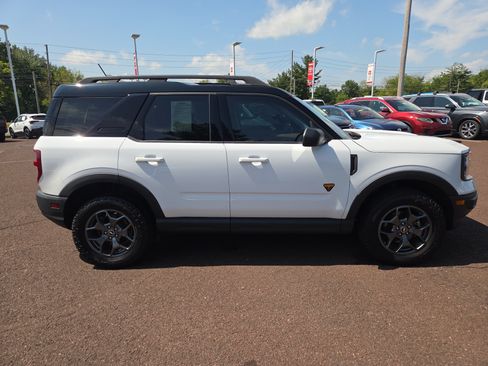 Used 2021 Ford Bronco Sport Badlands w/ Badlands Package AWD/4WD image 2