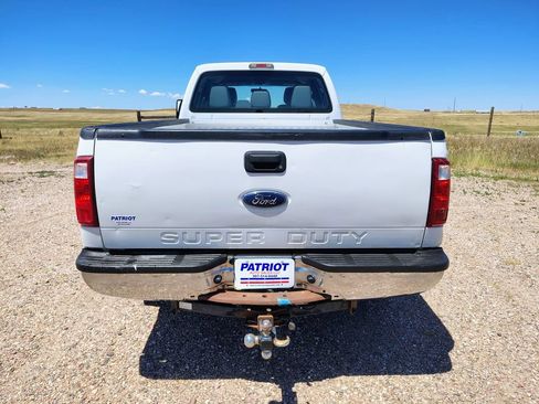 Used 2011 Ford F250 XL w/ Skid Plate Pkg AWD/4WD image 4