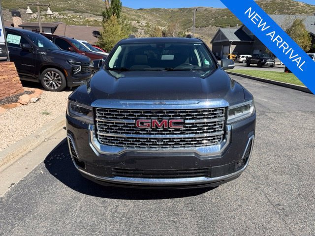 Used 2023 GMC Acadia Denali w/ Denali Ultimate Package AWD/4WD image 2