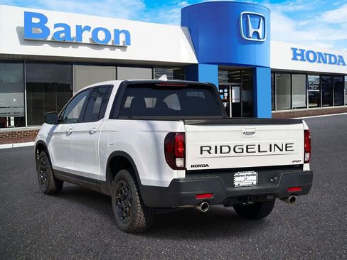 Certified 2025 Honda Ridgeline Sport+ image 4