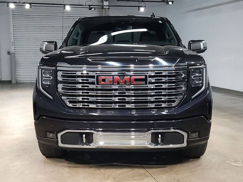 Used 2022 GMC Sierra 1500 Denali image 2