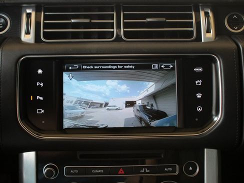 Used 2016 Land Rover Range Rover Autobiography image 20