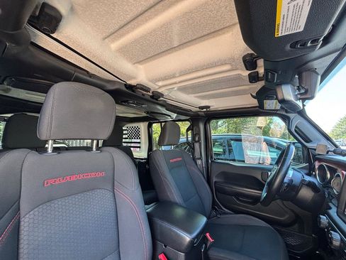 Used 2018 Jeep Wrangler Unlimited Rubicon AWD/4WD image 4