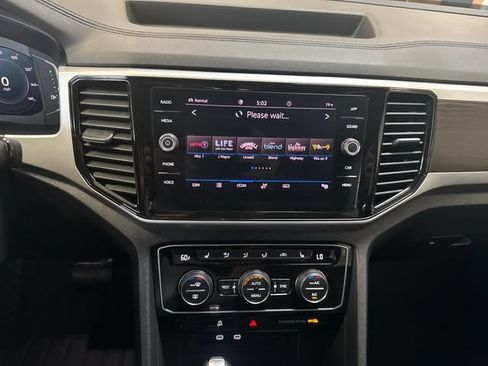 Used 2023 Volkswagen Atlas SE w/ Black Wheel Package AWD/4WD image 19