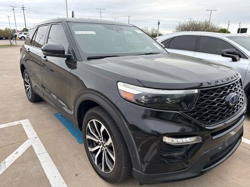 Certified 2021 Ford Explorer ST w/ Equipment Group 401A image 16