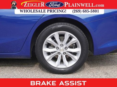 Used 2023 Chevrolet Malibu LT image 9