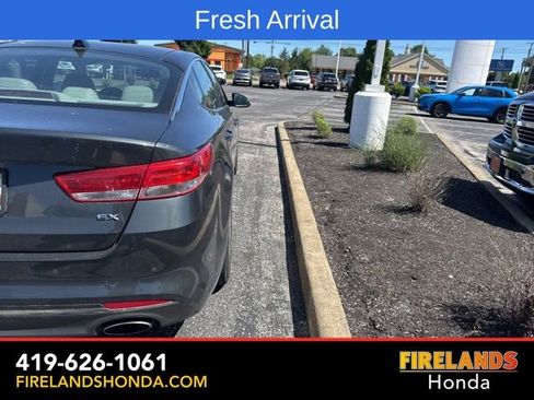 Used 2016 Kia Optima EX w/ Premium Package FWD image 6