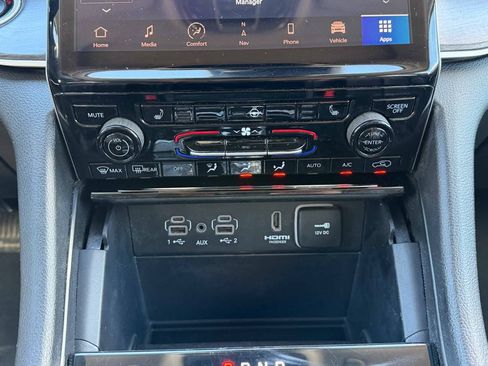 Used 2024 Jeep Grand Cherokee Limited 4xe AWD/4WD image 32
