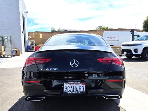 Used 2022 Mercedes-Benz CLA 250 image 4