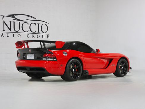 Used 2008 Dodge Viper SRT-10 w/ Competition Group image 42