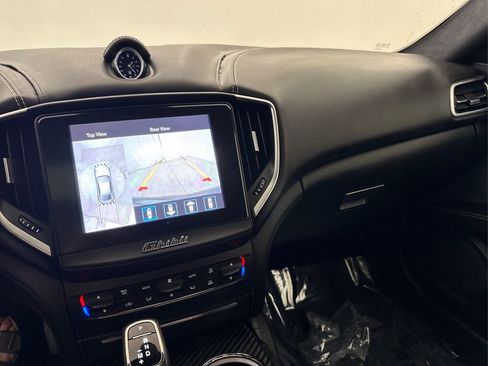 Used 2019 Maserati Ghibli S GranLusso RWD image 27