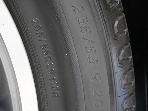 Used 2020 GMC Canyon Denali image 23