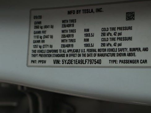 Used 2020 Tesla Model 3 Standard Range Plus RWD image 49