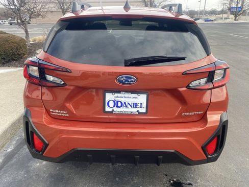 Used 2024 Subaru Crosstrek 2.0i Premium image 21