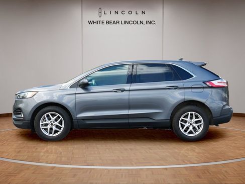 Used 2024 Ford Edge SEL w/ Convenience Package AWD/4WD image 8