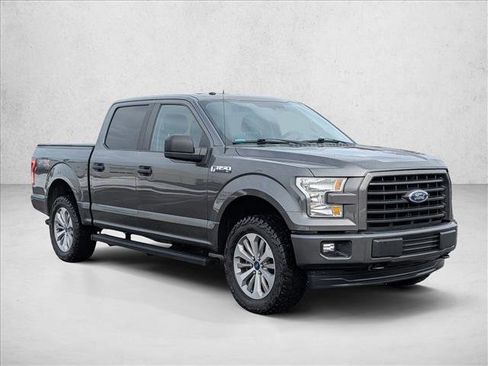 Used 2017 Ford F150 XL w/ Equipment Group 101A Mid image 3