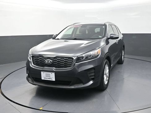 Used 2019 Kia Sorento AWD w/ LX Convenience Package image 6