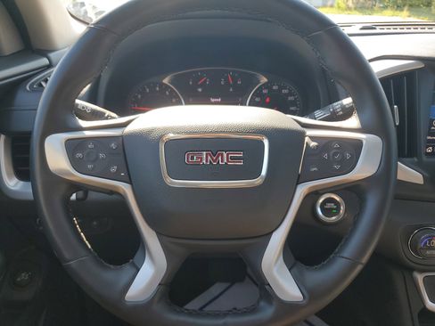 Used 2023 GMC Terrain SLT image 23