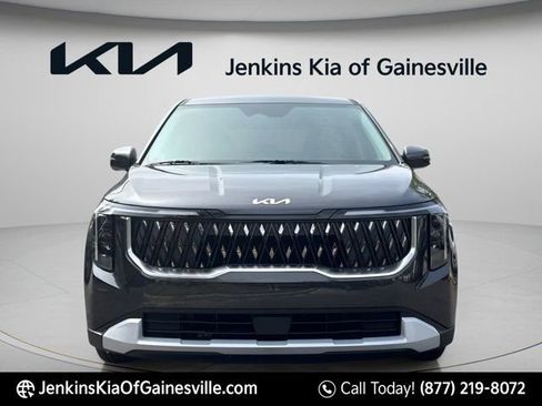New 2026 Kia Carnival FWD image 8