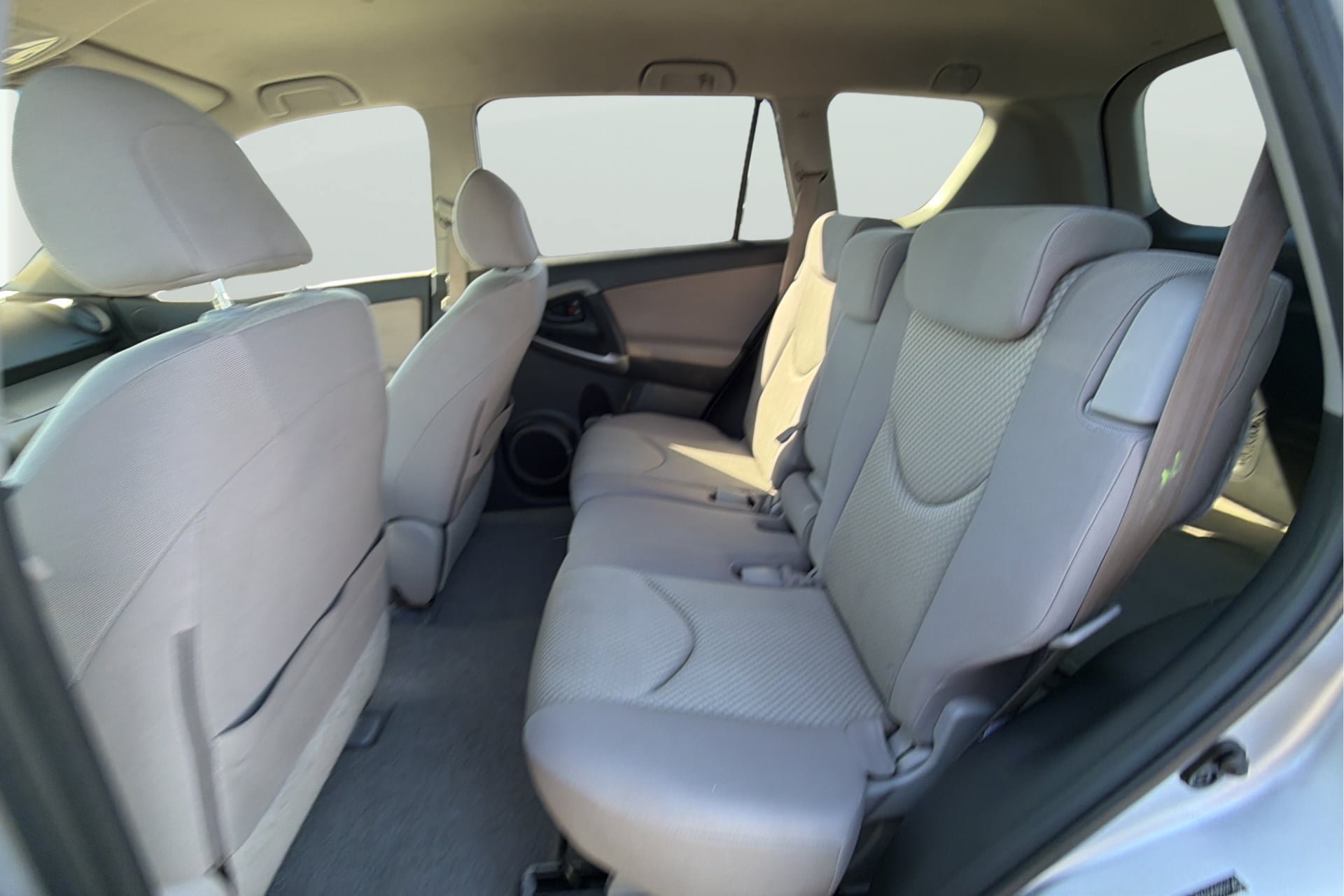 Used 2008 Toyota RAV4 2WD V6 w/ Tow Prep Pkg image 33