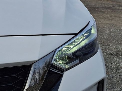 Certified 2023 Nissan Sentra SR image 10