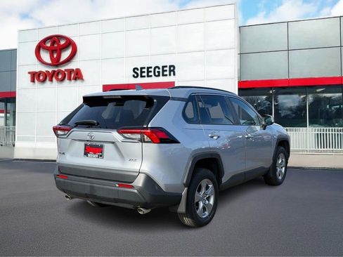 Used 2024 Toyota RAV4 XLE w/ Convenience Package image 3