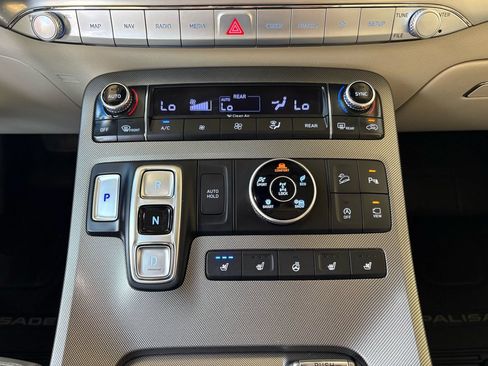 Used 2020 Hyundai Palisade Limited AWD/4WD image 16